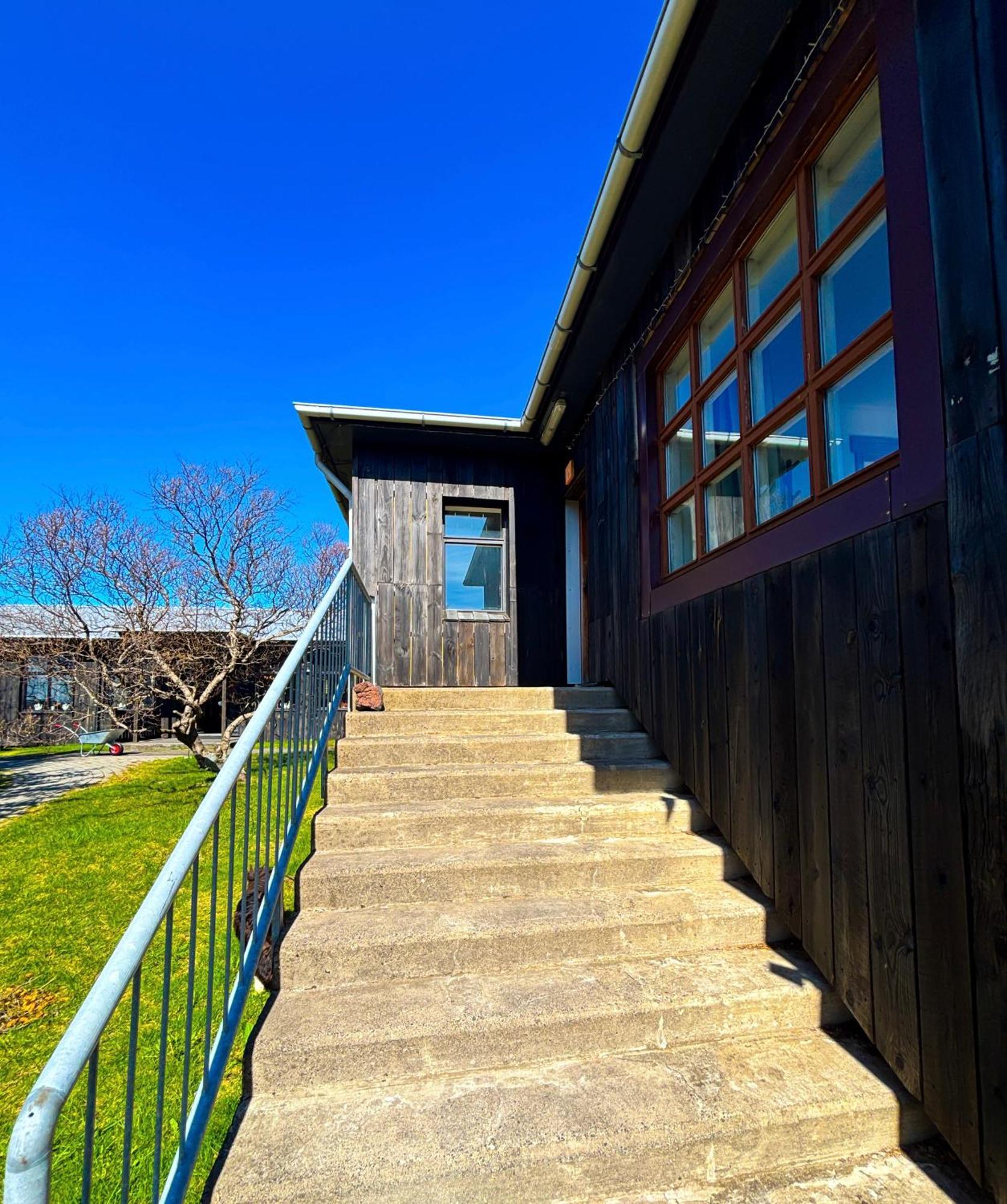 Bru Country Estate Hotel Selfoss Exterior photo